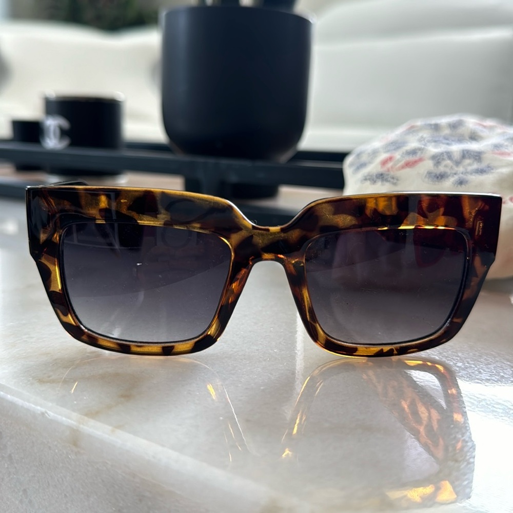 Free People sunglasses